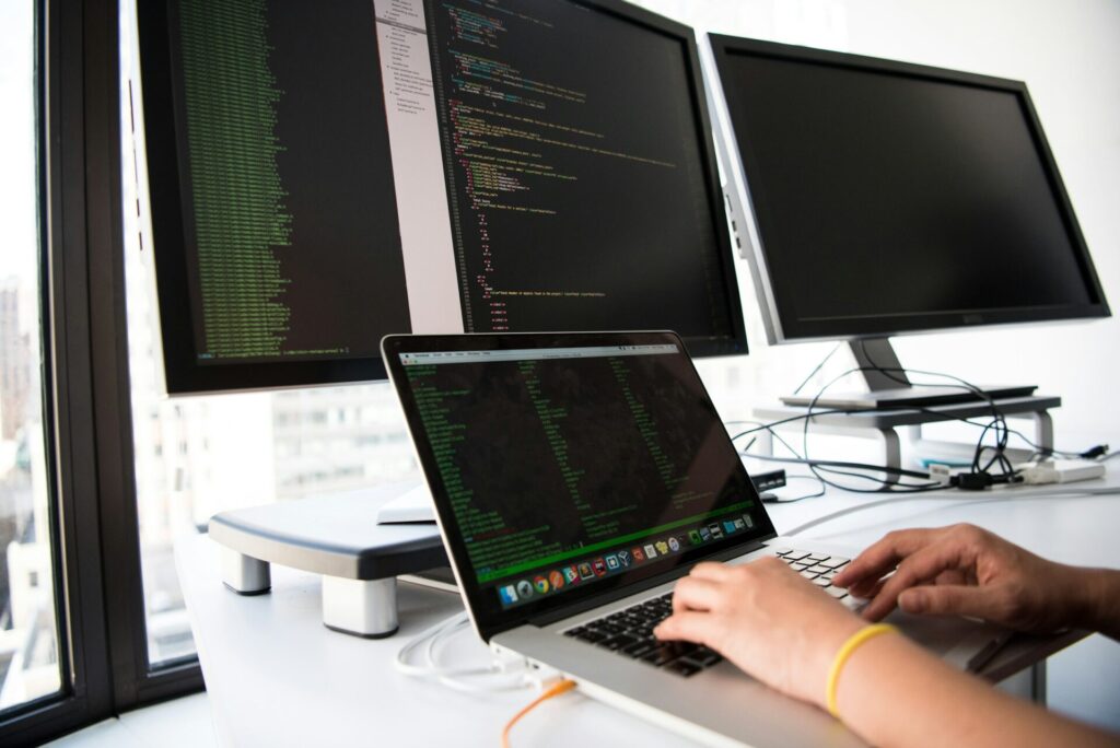 Web hosting setup and website management on multiple screens